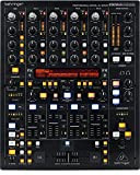 Behringer DIGITAL PRO MIXER DDM4000 Ultimate Mixer DJ digitale a 5 canali con campionatore, 4 sezioni FX, doppio contatore BPM ...