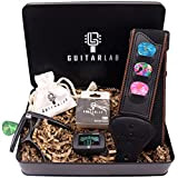 Guitar Lab - Accessori per chitarra, confezione regalo, in metallo con tracolla per chitarra, capotasto, sintonizzatore elettronico e plettro per ...
