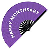 Happy Monthsary - Ventaglio pieghevole in bambù, per eventi di compleanno, matrimoni, appassionati di mano, per feste, feste, festival musicali, ...